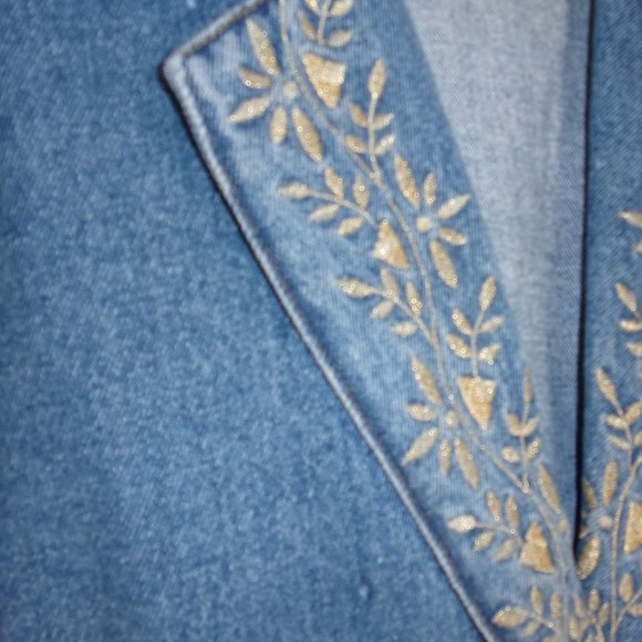 Carolina Blue Denim Jacket Gold Embroidery Vogue Layering Size L NWOT - Picture 2 of 4